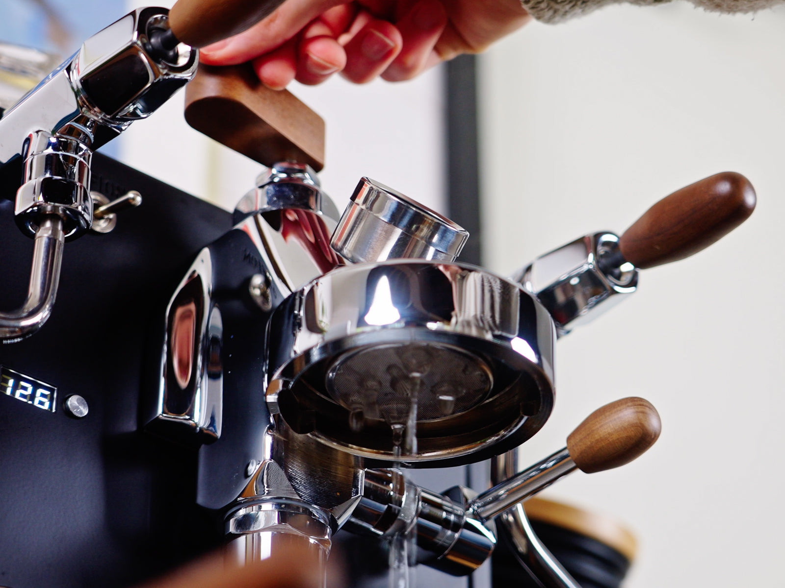 talent manipulating a flow control paddle lifestyle by clive coffee